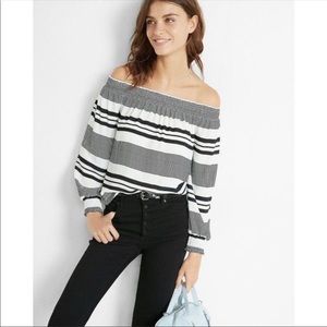 Express off-shoulder blouse